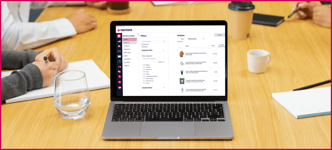 Foto av en datorskärm som visar Nextore Office-applikationen.